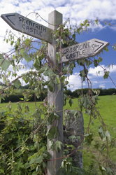 Image of signpost to Grosmont